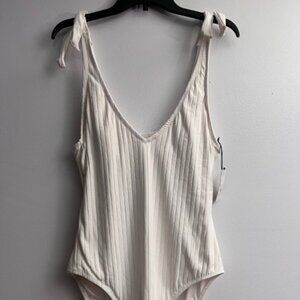 Women's Shade & Shore Plunge Ribbed Shoulder Tie Swimsuit Size Large